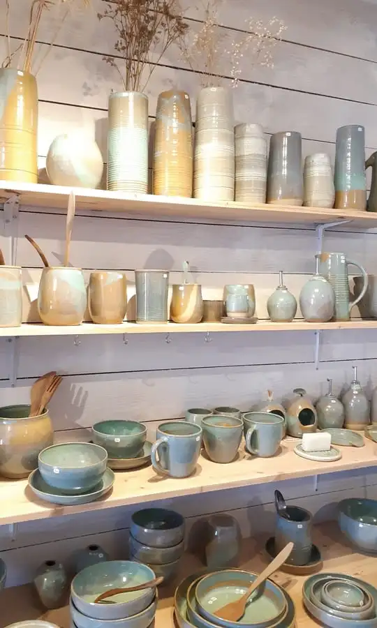 Boutique de poterie de l'Atelier Léa.M