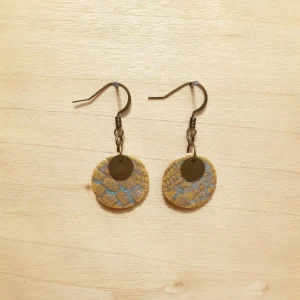 Boucles d'oreilles en grès émaillé et impression de dentelle
